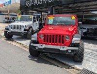 2023 Jeep Wrangler 4x4 con Aros