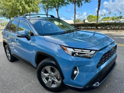 2023 Toyota RAV4 XLE Sunroof Color Unico