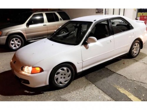 2,600 omo Honda civic 94 std