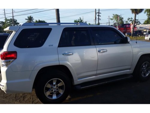 4RUNNER 2010 EN EXELENTES CONDICIONES LLAMA