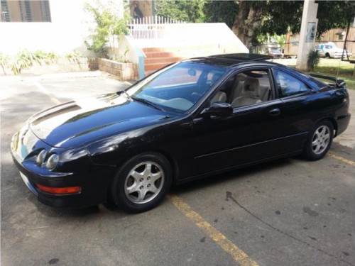 ACURA 97 AUT MARVETE Y TITULO EN MANO