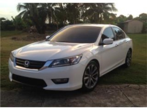 Accord sport 2013. Se regal cuenta.