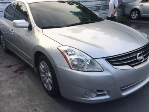 Altima 12Al 3.24% Interes$219 Mens.