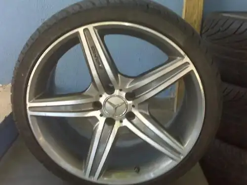 Aros con gomas nuevasmercedes benz 27530ZR19,