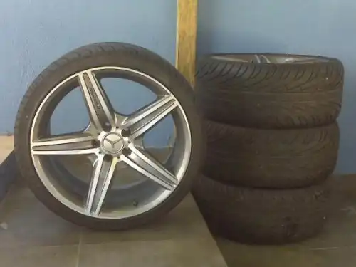 Aros con gomas nuevasmercedes benz 27530ZR19,
