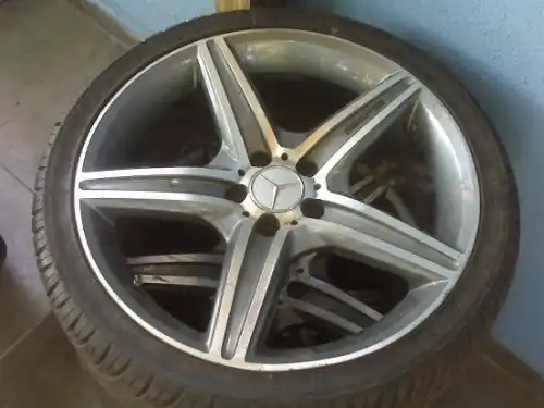 Aros con gomas nuevasmercedes benz 27530ZR19,