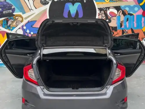 Auto de todos los modelos aquí lo tenemos listo para su 