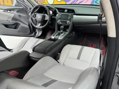 Auto de todos los modelos aquí lo tenemos listo para su 