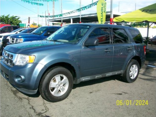 BELLA FORD ESCAPE XLS 2011 4 CILINDROS