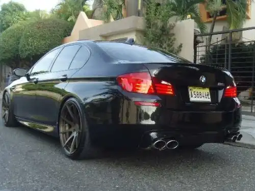 BMW  M5 2013