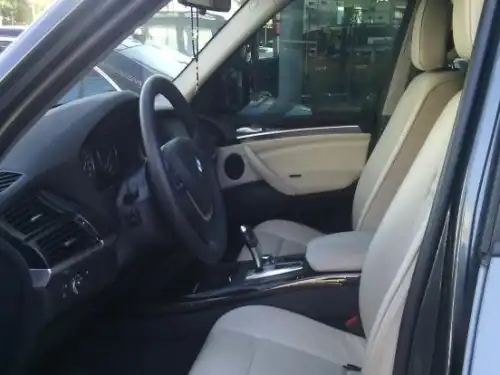 BMW  X5 2013
