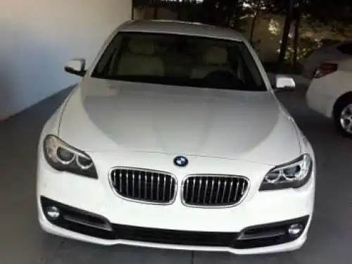 BMW Serie 5 520i 2015