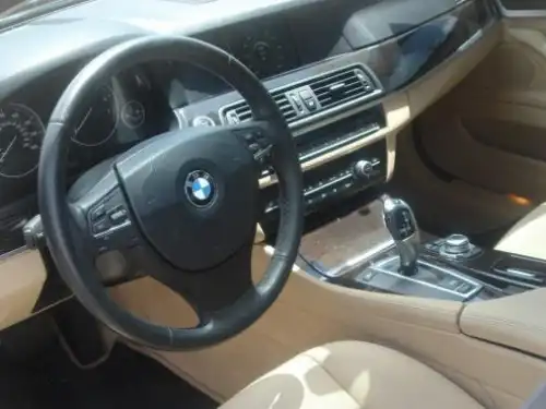 BMW Serie 5 528i 2011