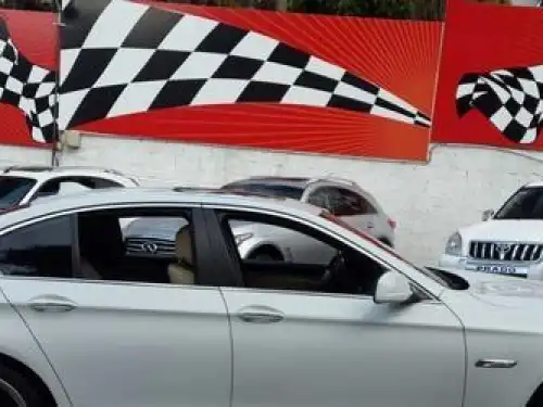 BMW Serie 5 528i 2012