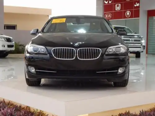 BMW Serie 5 535i Touring 2011