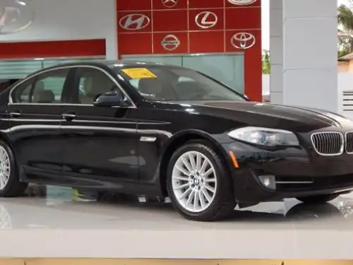 BMW Serie 5 535i Touring 2011