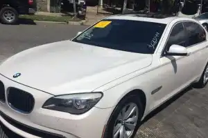 BMW Serie 7 740Li 2011