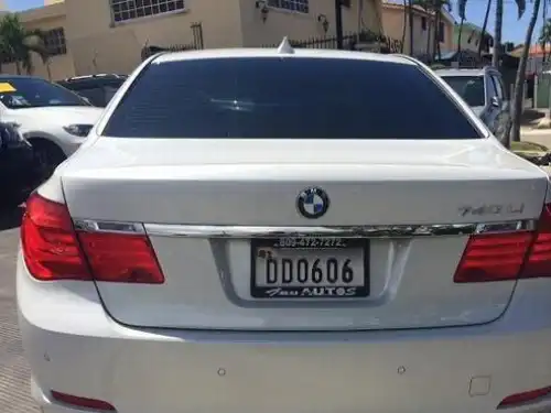 BMW Serie 7 740Li 2011