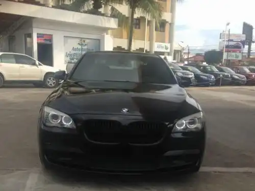 BMW Serie 7 750 2011
