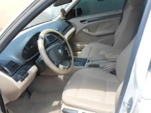 BMW Series 3 318i 1999