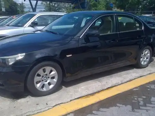 BMW Series 5 525i 2006