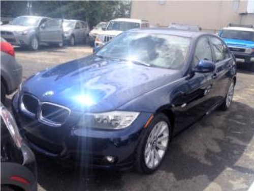 BMW 328i 2011 Int. Guante Inmaculdo