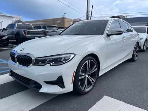 BMW 330i 2021 SOLO 22,338 MILLAS