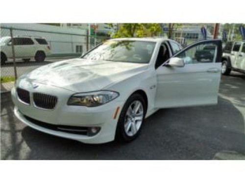 BMW 528I PREMIUM PACKAGE2013