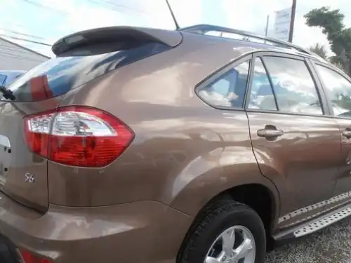 BYD S6  2014
