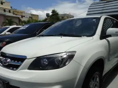 BYD S6  2014