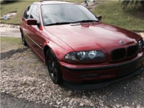 Bmw 323 del 2000 aut se cambia