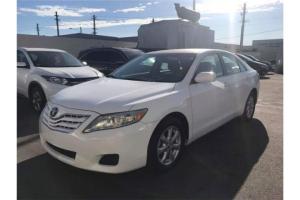 CAMRY 2011 COMO NUEVO NITIDO BLANCOGRIS