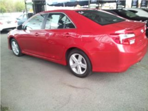 CAMRY S 2012. BELLO Y BIEN NUEVO