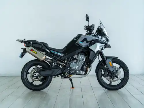 CF MOTO 800 MT 2022