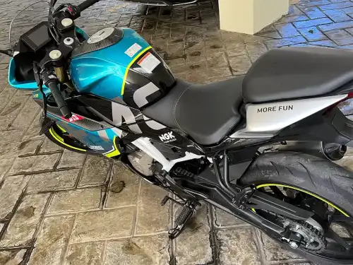 CFMOTO 300SR 2022 DE OPORTUNIDAD precio NEGOCIABLE