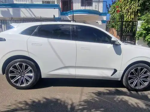 CHANGAN ELITE 2023 CON SOLO 4 MESES DE USO 11,040 KILOMETROS, 