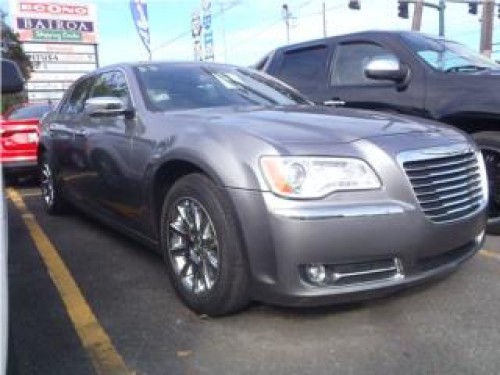 CHRYSLER 300 SEDAN 2011 INMACULADO