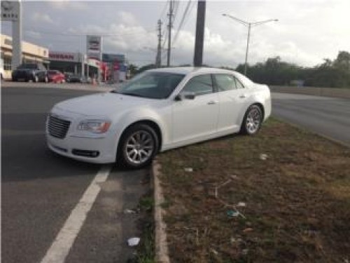 CHRYSLER 300C 2013 EXTRA CLEAN