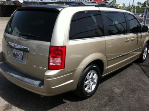 CHRYSLER TOWN &COUNTRY TOURING 2009 COMO NEW