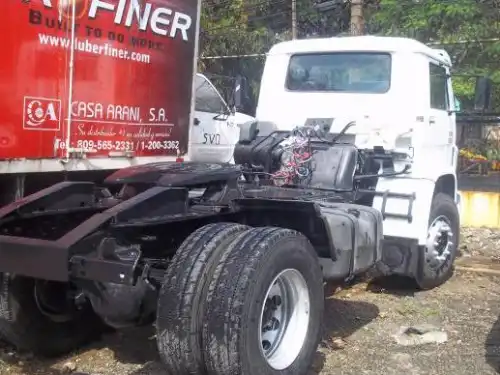 Camion cabezote volkswagen año 2005