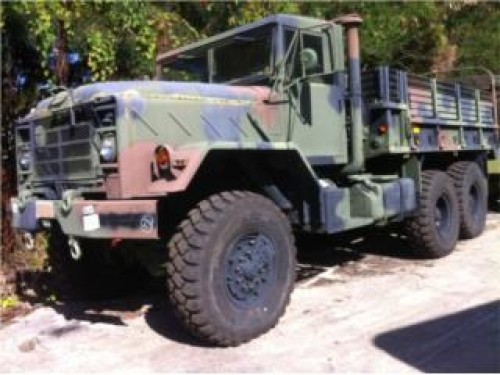 Camion militar 6X6