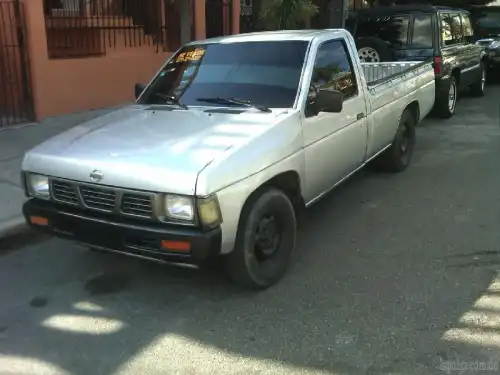 Camioneta Nissan Frontier D21 Diesel 195mil Neg