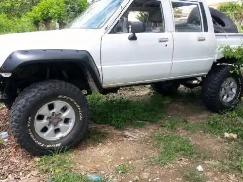 Camioneta de 1987 monteo off road rally 