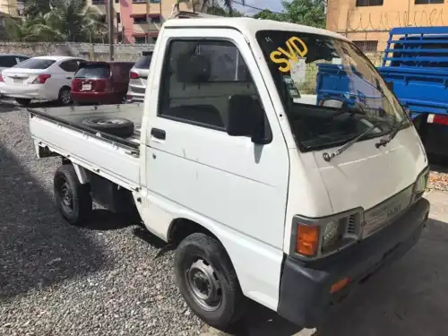 Camión Daihatsu Hijet 98 óptimas condiciones