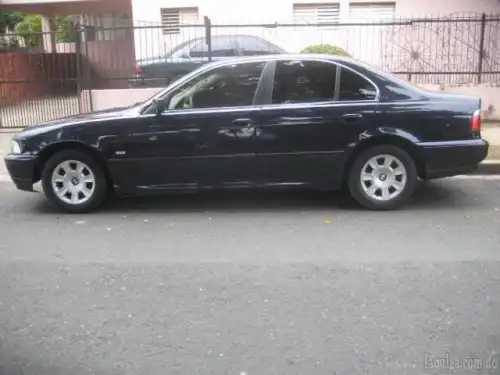Carro Bmw 525i 2002