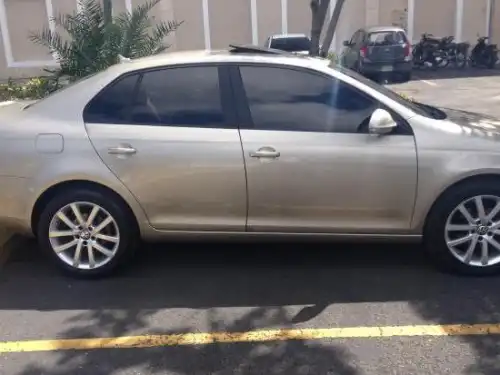 Carro volkswagen 2006 jetta 