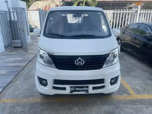 Changan 2023 con solo 10,000km