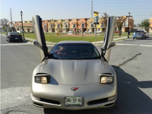 chevrolet corvette 2002 piel automatico tomo auto todo pagado