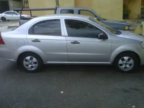 Chevrolet Aveo 2008 Gris 