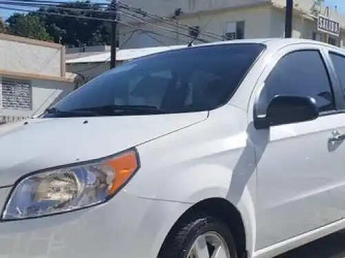 Chevrolet Aveo LT 2012